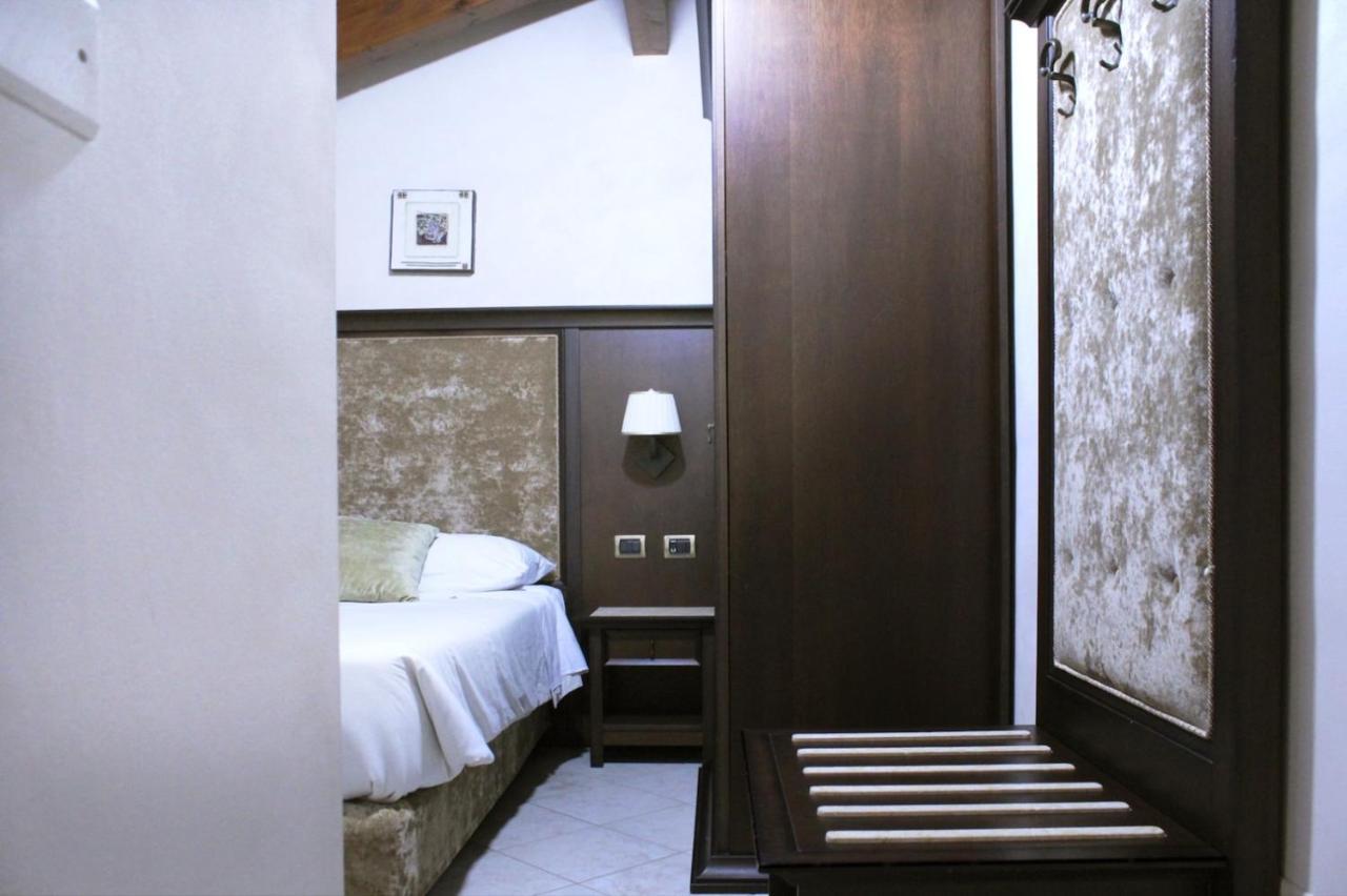 Le Corti - Dimora Storica Bed & Breakfast Polistena Luaran gambar