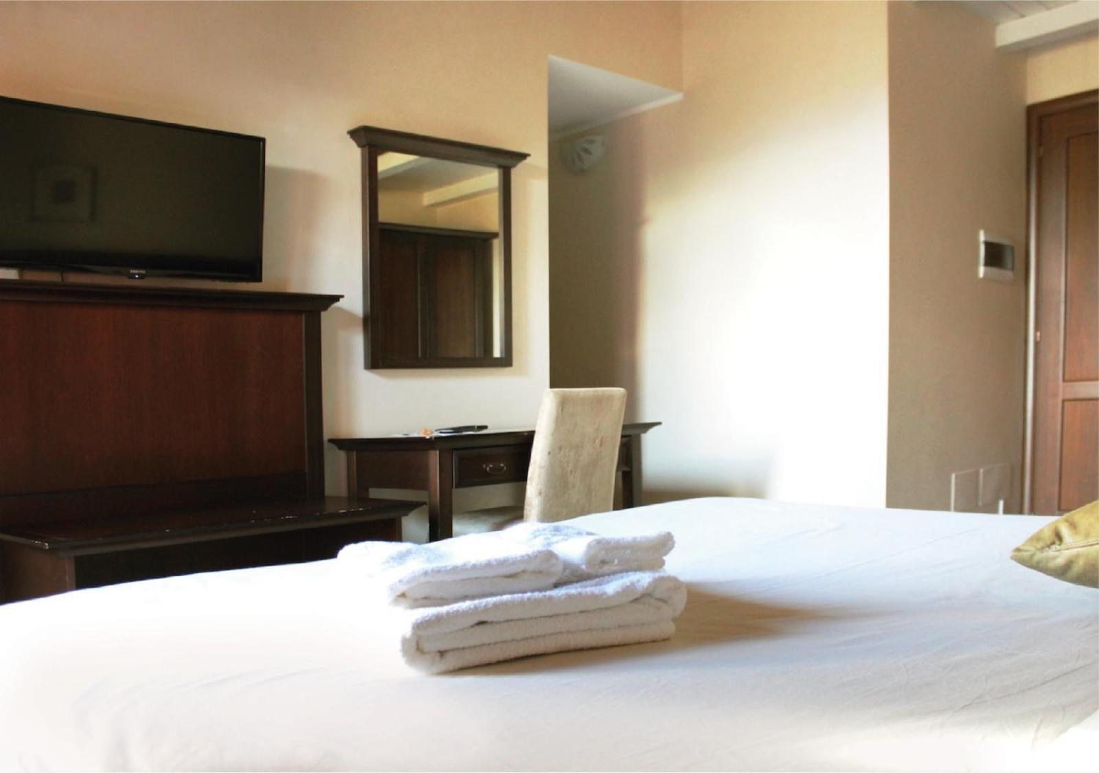 Le Corti - Dimora Storica Bed & Breakfast Polistena Luaran gambar