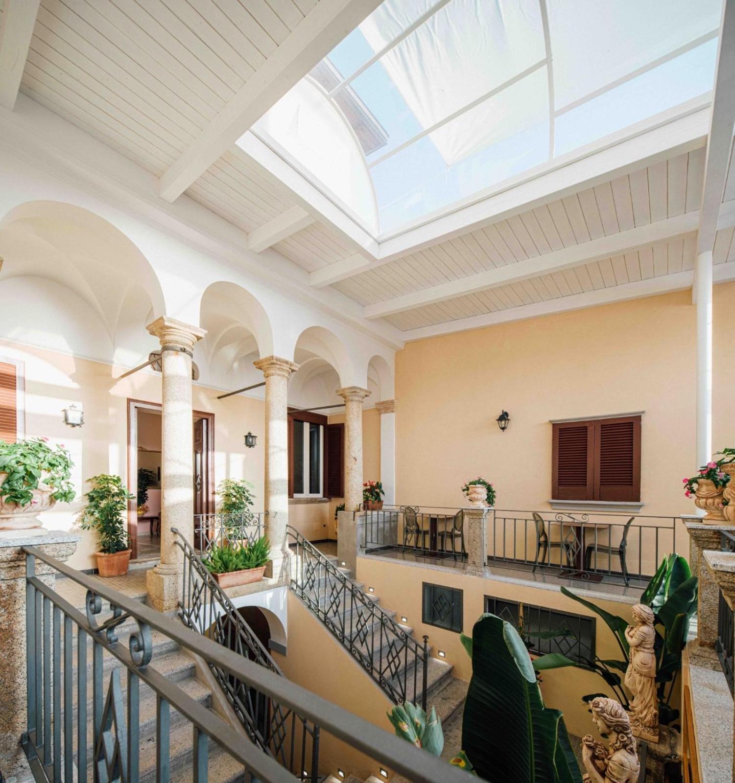 Le Corti - Dimora Storica Bed & Breakfast Polistena Luaran gambar